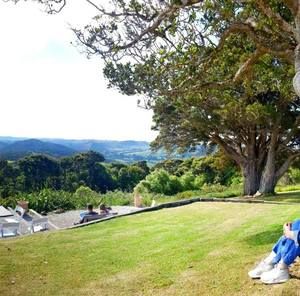 Meet your Posher, Catherine